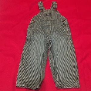 OshKosh Overalls Size: 24 Months